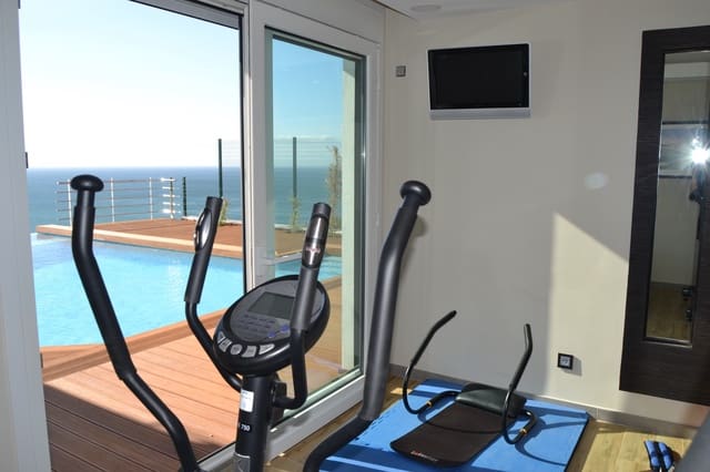 5 sovrum Villa till salu i Manilva med pool garage - 3 295 000 € (Ref: 7903580)