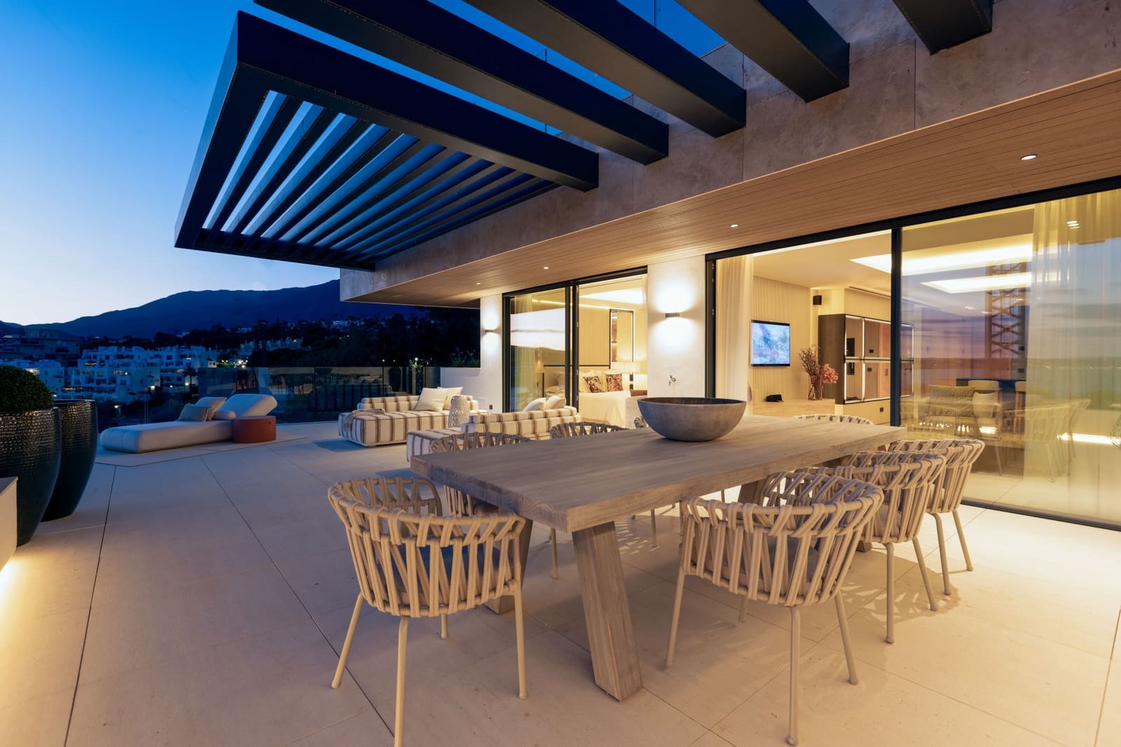 3 slaapkamer Penthouse te koop in Estepona met zwembad garage - € 5.000.000 (Ref: 7970522)