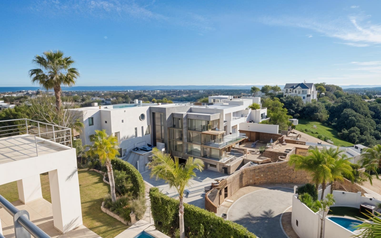 Chalet de 4 habitaciones en Benahavís en venta con piscina garaje - 2.200.000 € (Ref: 8024584)