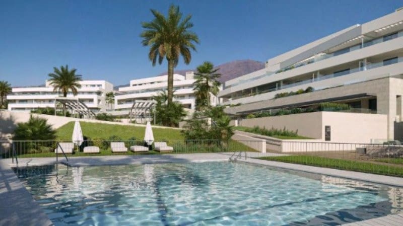 3 soverom Penthouse til salgs i Estepona med svømmebasseng garasje - € 750 000 (Ref: 8119718)