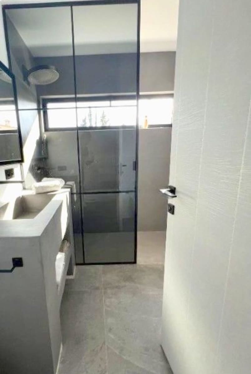 4 bedroom Villa for sale in Nueva Andalucia with pool garage - € 1,950,000 (Ref: 8145941)