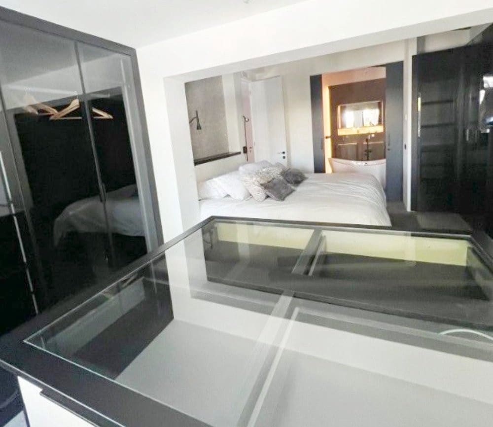 4 bedroom Villa for sale in Nueva Andalucia with pool garage - € 1,950,000 (Ref: 8145941)