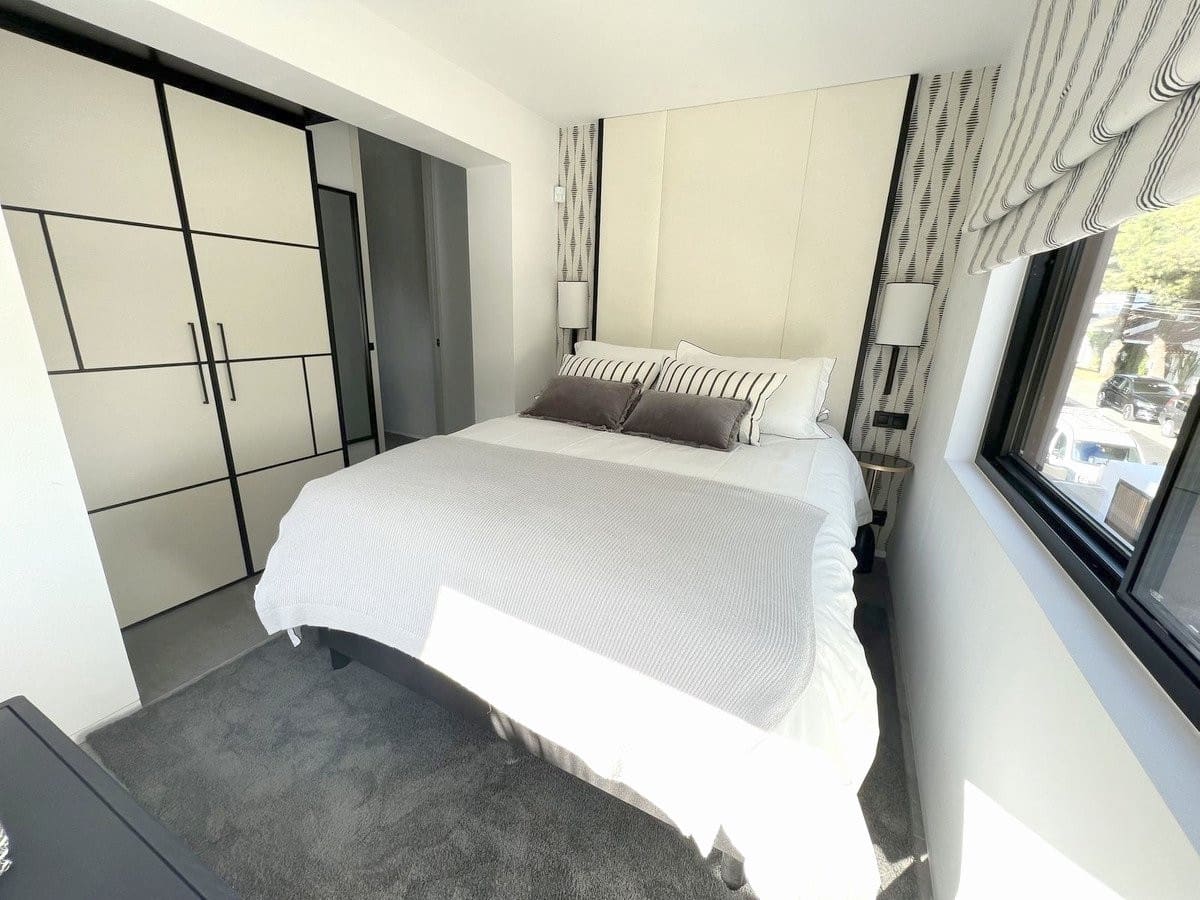 4 bedroom Villa for sale in Nueva Andalucia with pool garage - € 1,950,000 (Ref: 8145941)