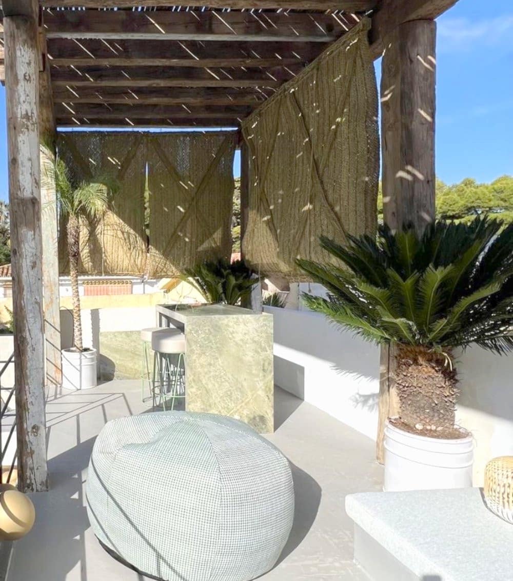 4 bedroom Villa for sale in Nueva Andalucia with pool garage - € 1,950,000 (Ref: 8145941)