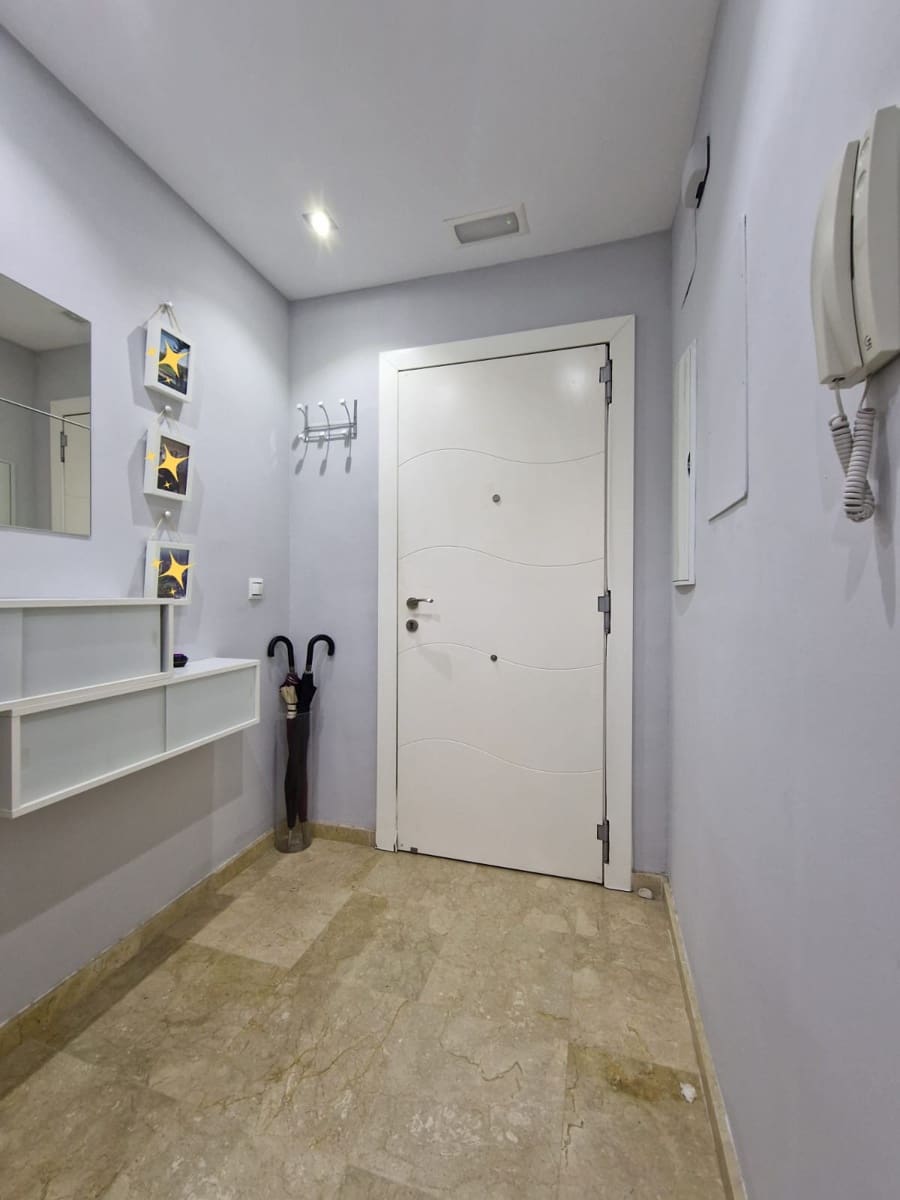 2 sovrum Takvåning till salu i Estepona med pool garage - 399 000 € (Ref: 8181630)