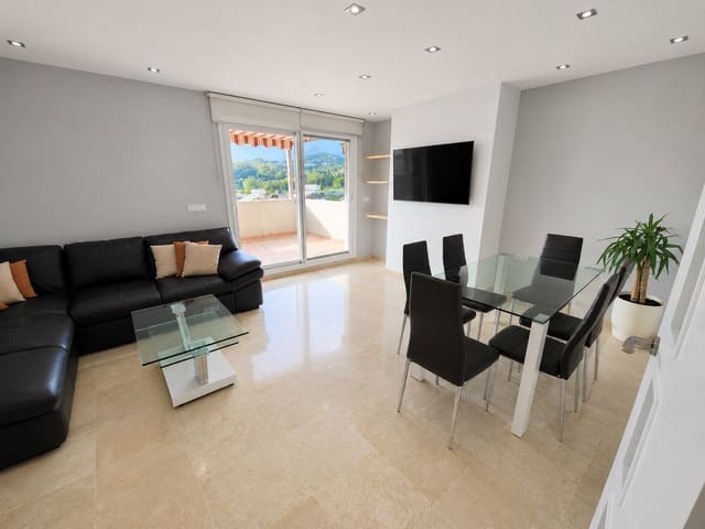 2 sypialnia Penthouse na sprzedaż w Estepona z basenem garażem - 399 000 € (Ref: 8181630)