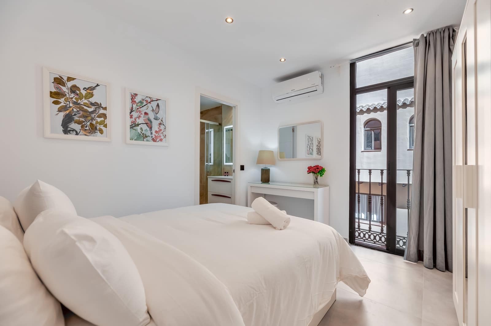 5 soverom Leilighet til salgs i El Paraiso med svømmebasseng garasje - € 749 000 (Ref: 8245008)