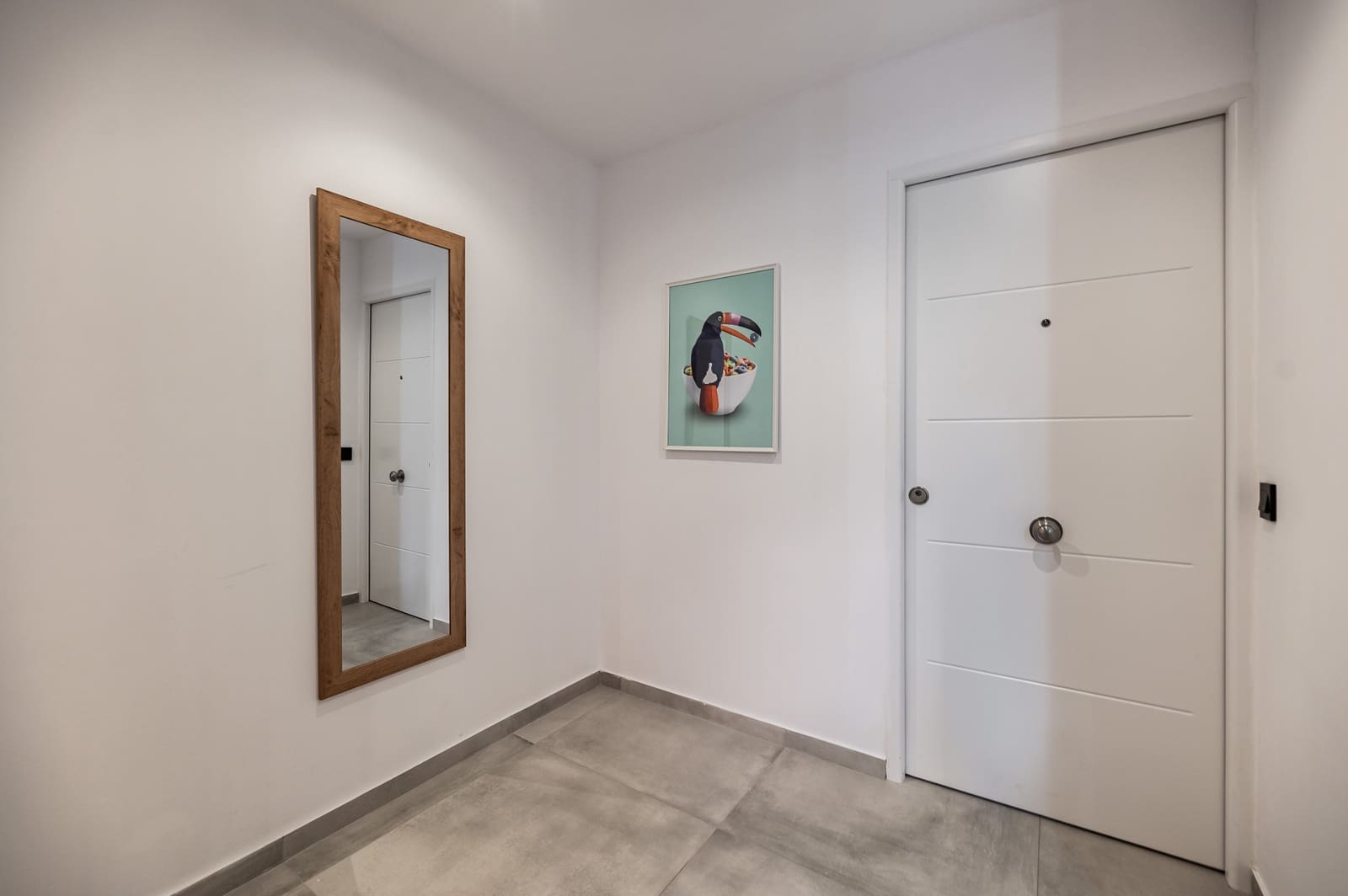 5 soverom Leilighet til salgs i El Paraiso med svømmebasseng garasje - € 749 000 (Ref: 8245008)