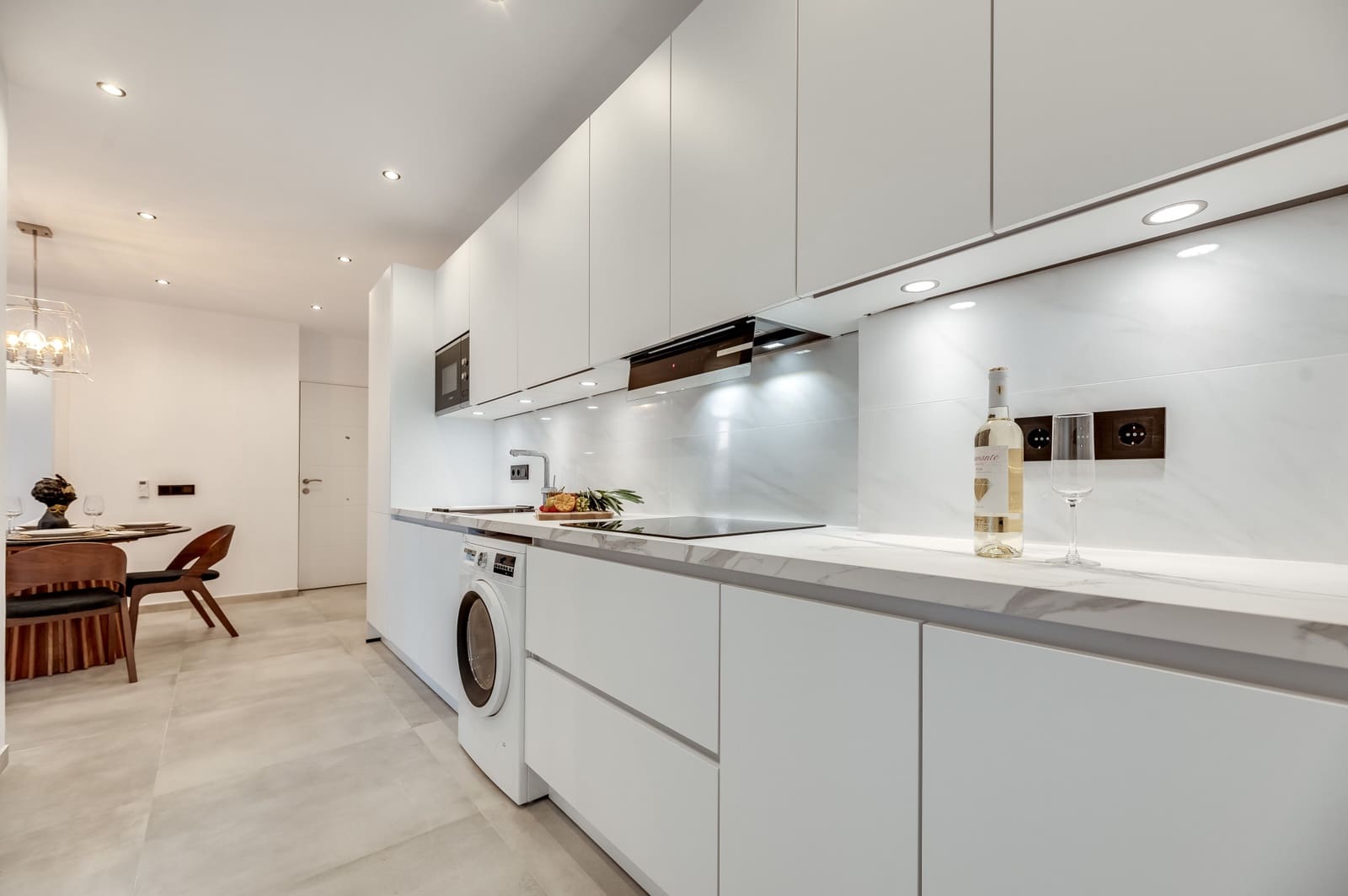 5 soverom Leilighet til salgs i El Paraiso med svømmebasseng garasje - € 749 000 (Ref: 8245008)