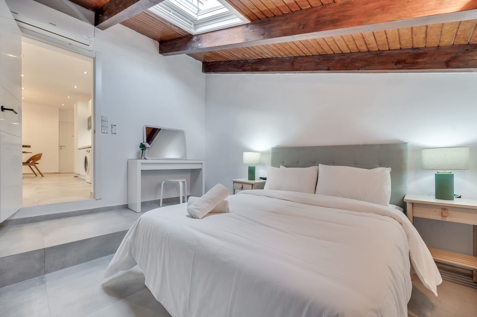 5 soverom Leilighet til salgs i El Paraiso med svømmebasseng garasje - € 749 000 (Ref: 8245008)