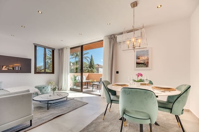 5 soveværelse Lejlighed til salg i El Paraiso, Estepona med swimmingpool garage - € 749.000 (Ref: 8245008)