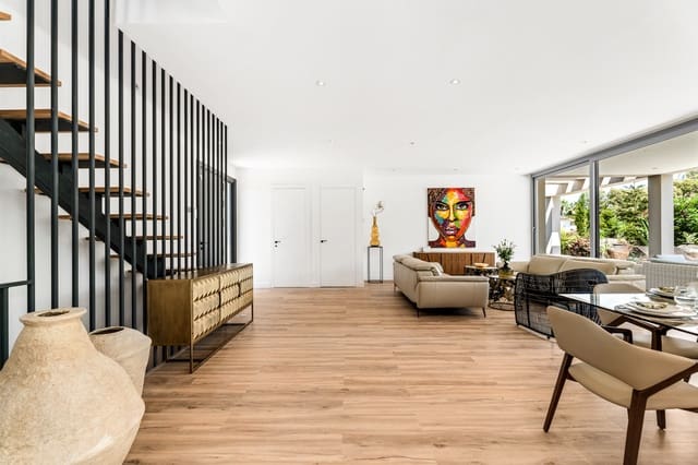 5 soveværelse Villa til salg i San Pedro de Alcantara, Marbella med swimmingpool garage - € 2.950.000 (Ref: 8267985)