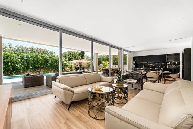 5 soveværelse Villa til salg i San Pedro de Alcantara, Marbella med swimmingpool garage - € 2.950.000 (Ref: 8267985)