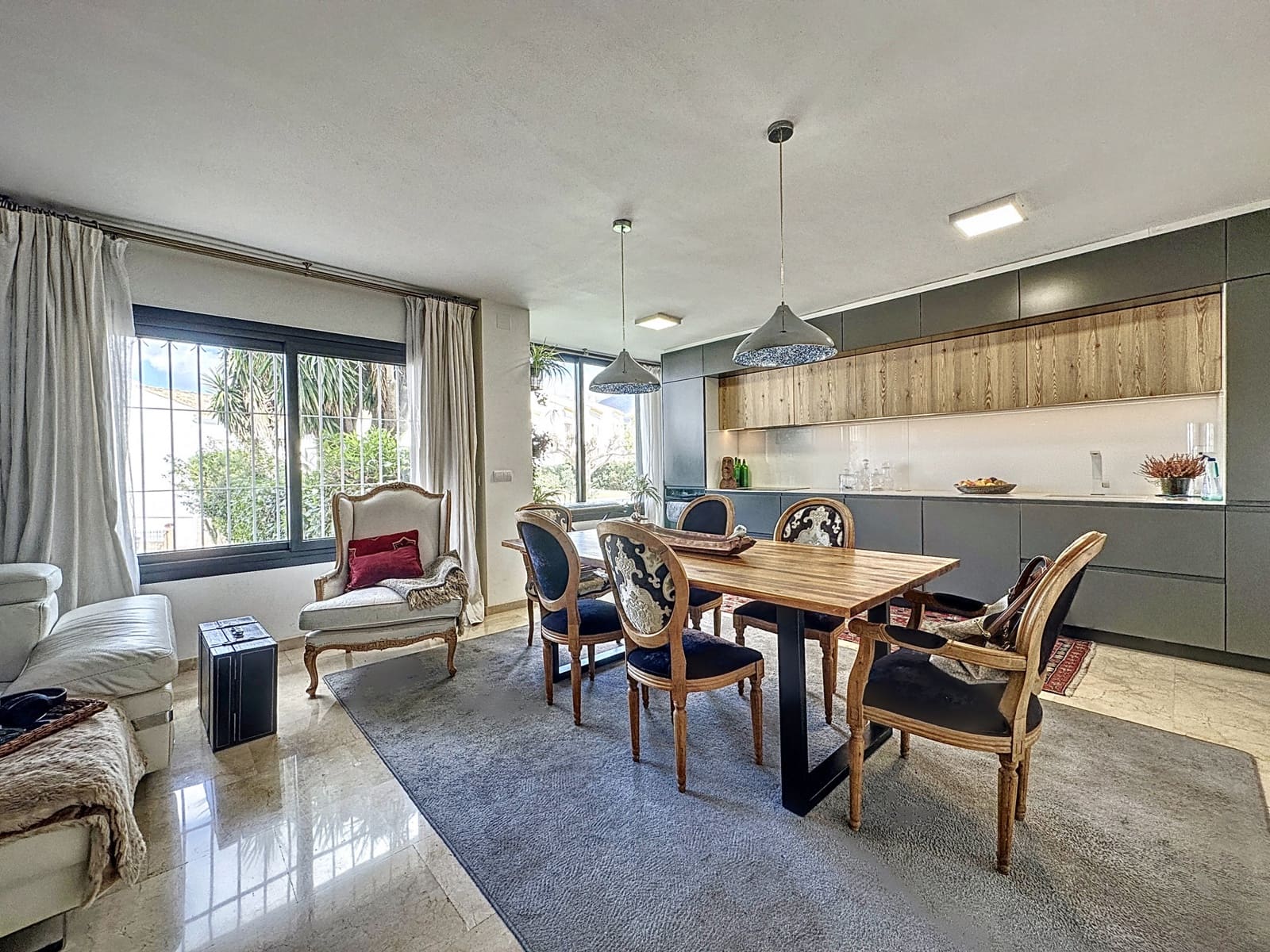 3 quarto Apartamento para venda em Estepona com piscina garagem - 430 000 € (Ref: 8305334)