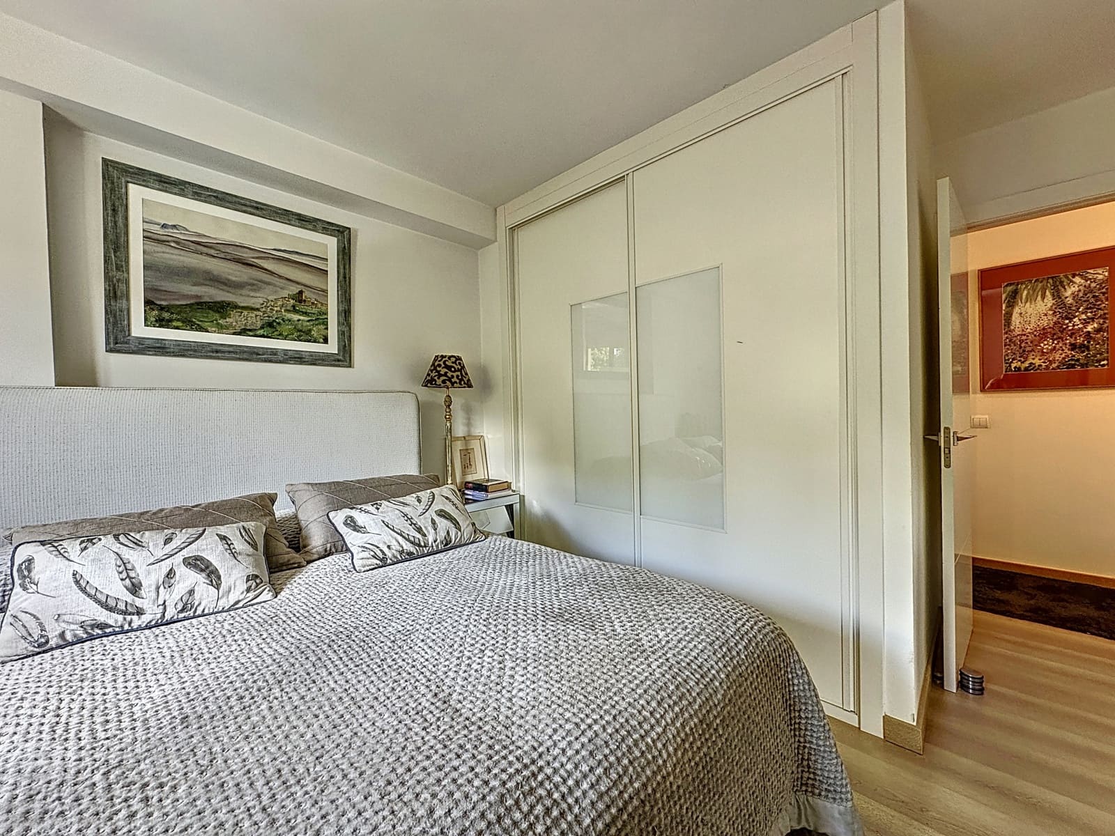 3 quarto Apartamento para venda em Estepona com piscina garagem - 430 000 € (Ref: 8305334)