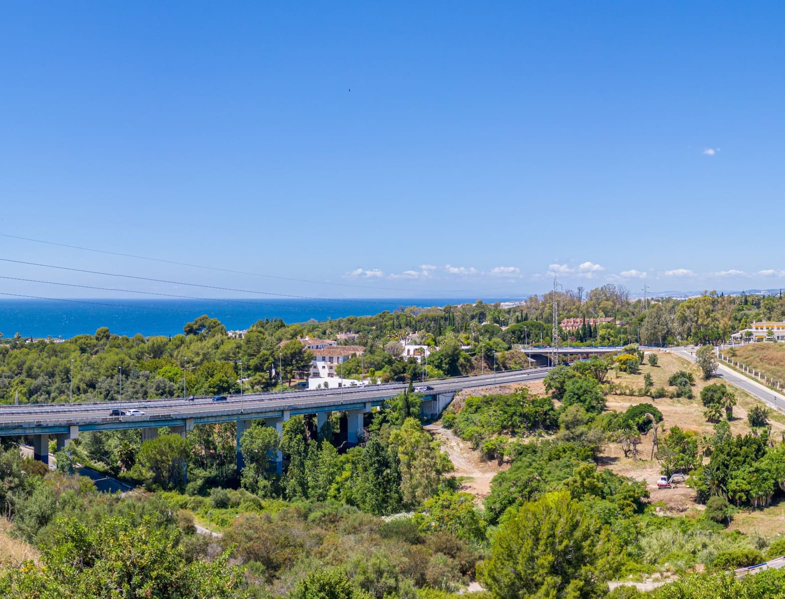 3 bedroom Villa for sale in Marbella with pool garage - € 1,950,000 (Ref: 8331538)