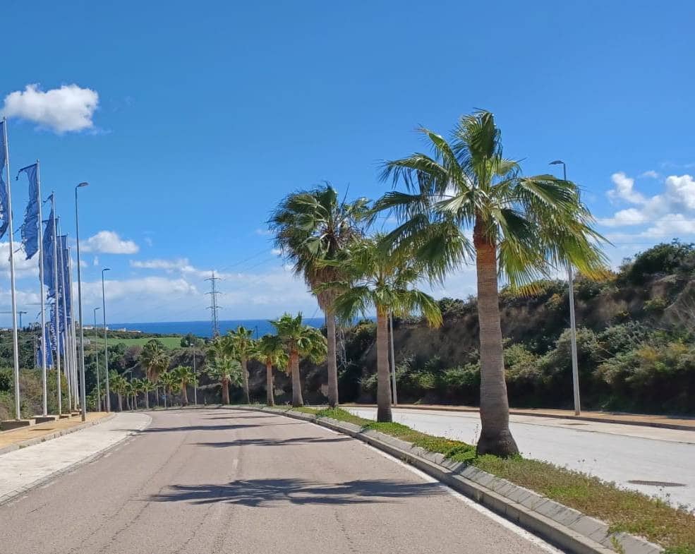 2 sypialnia Apartament na sprzedaż w Casares z basenem garażem - 427 000 € (Ref: 8403411)