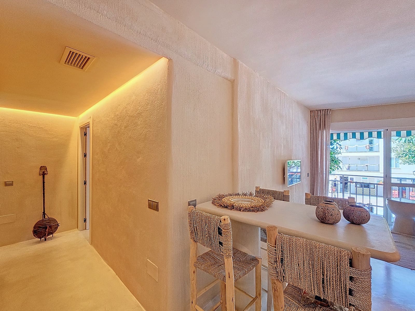 2 bedroom Apartment for sale in Estepona - € 475,000 (Ref: 8439038)