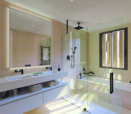 3 Zimmer Villa zu verkaufen in Nueva Atalaya, Estepona mit Pool Garage - 1.600.000 € (Ref: 8557293)