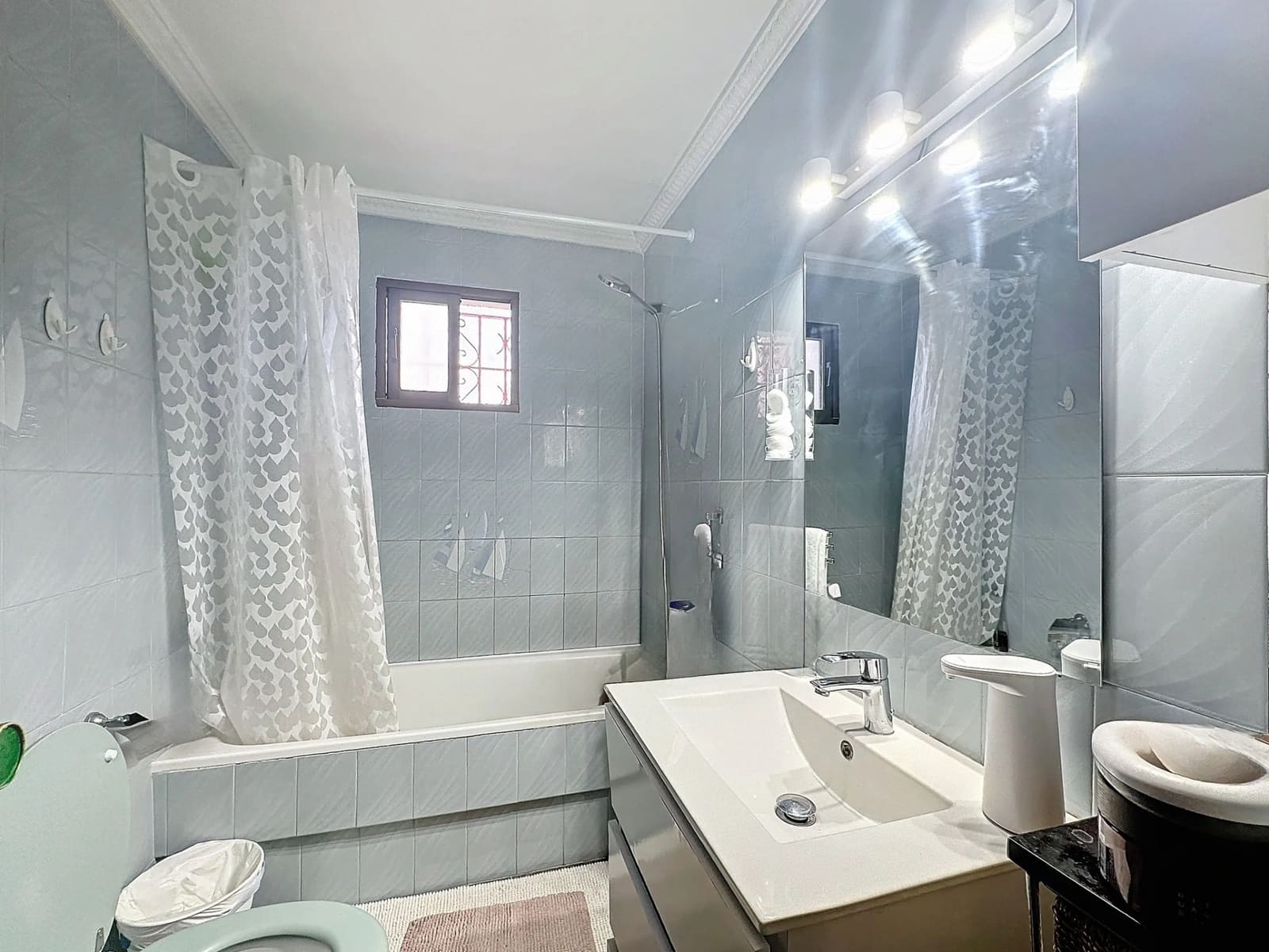 2 slaapkamer Finca/Landhuis te koop in Estepona met zwembad - € 535.000 (Ref: 8572484)