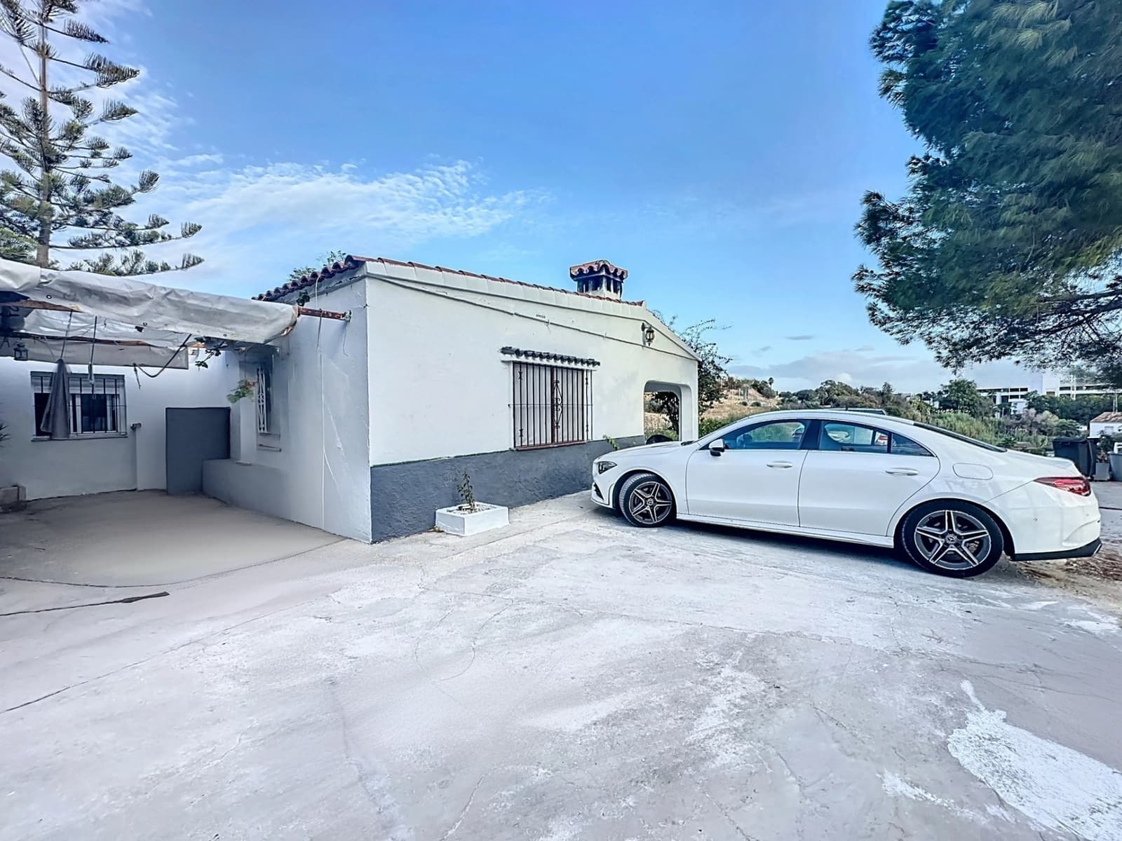 2 slaapkamer Finca/Landhuis te koop in Estepona met zwembad - € 535.000 (Ref: 8572484)