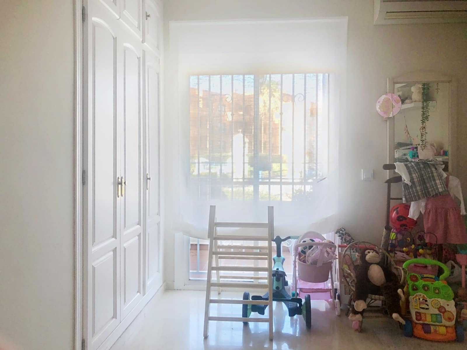 2 bedroom Apartment for sale in Bel-Air with pool garage - € 360,000 (Ref: 8597574)