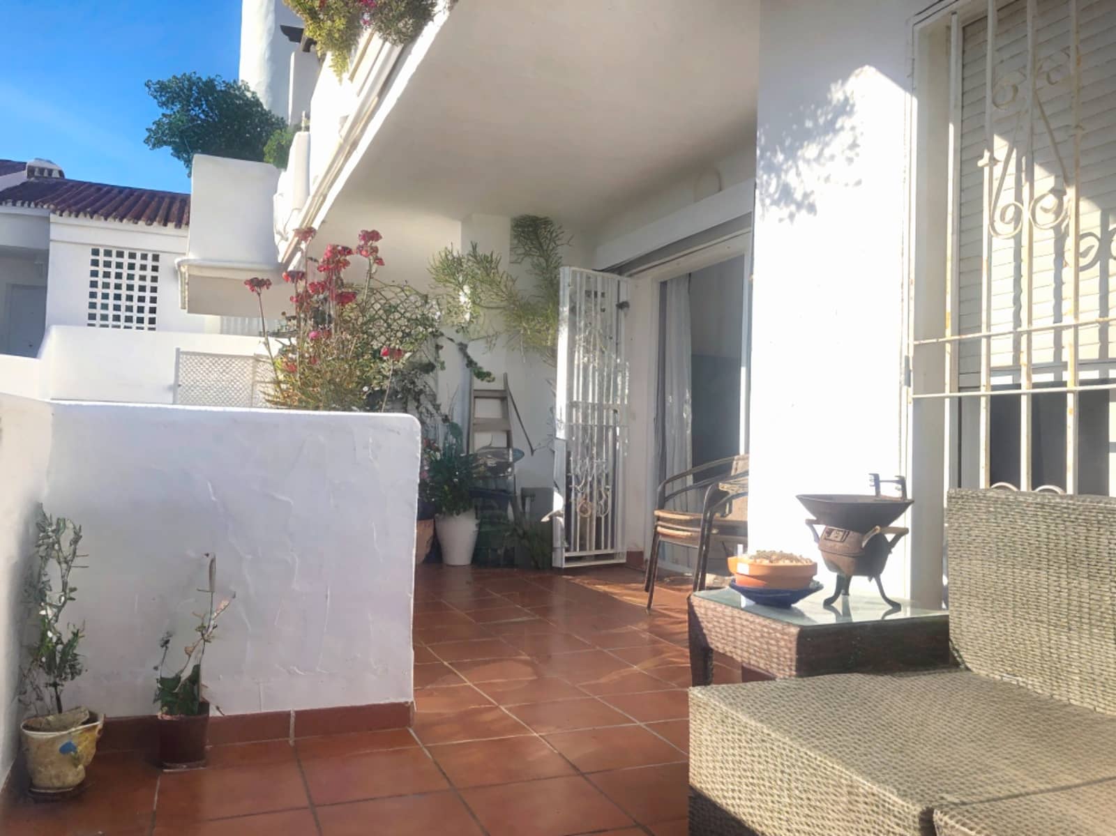 2 bedroom Apartment for sale in Bel-Air with pool garage - € 360,000 (Ref: 8597574)