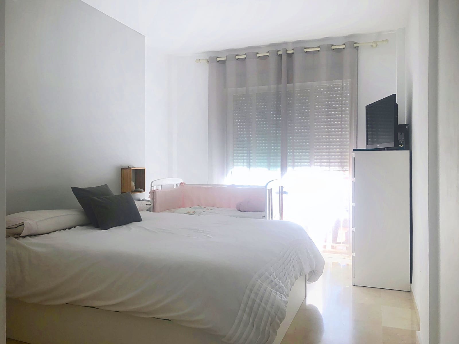 2 bedroom Apartment for sale in Bel-Air with pool garage - € 360,000 (Ref: 8597574)