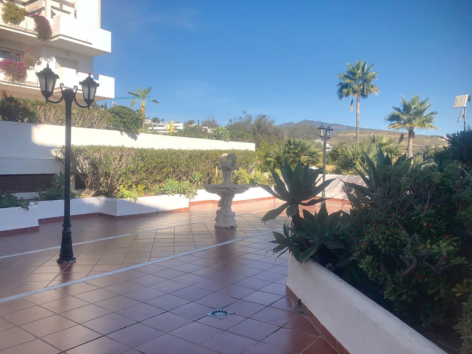 2 bedroom Apartment for sale in Bel-Air with pool garage - € 360,000 (Ref: 8597574)