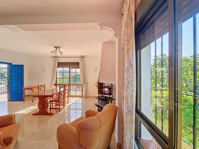 Finca/Casa Rural de 3 habitaciones en El Padrón, Estepona en venta con garaje - 505.000 € (Ref: 8619838)