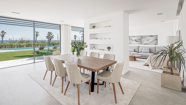 5 makuuhuone Huvila myytävänä paikassa Estepona mukana uima-altaan 
autotalli - 5 995 000 € (Ref: 8624896)
