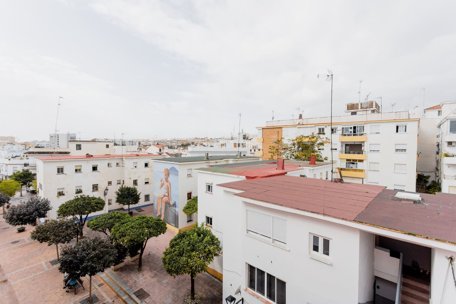 7 bedroom Townhouse for sale in Estepona with pool garage - € 1,700,000 (Ref: 8634375)