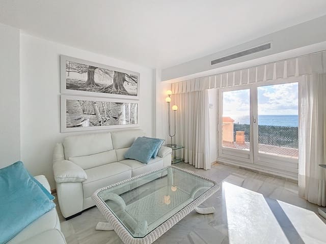 5 sovrum Hus till salu i Puerto de Estepona, Estepona med pool garage - 895 000 € (Ref: 8636997)