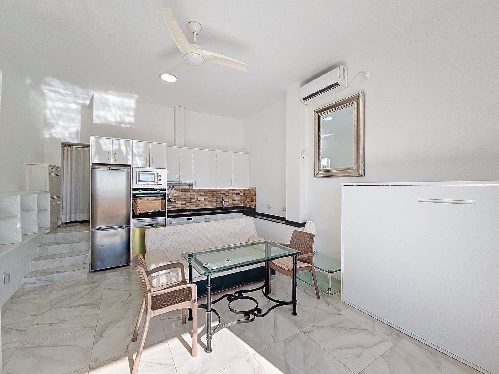 5 bedroom Townhouse for sale in Estepona with pool garage - € 895,000 (Ref: 8636997)