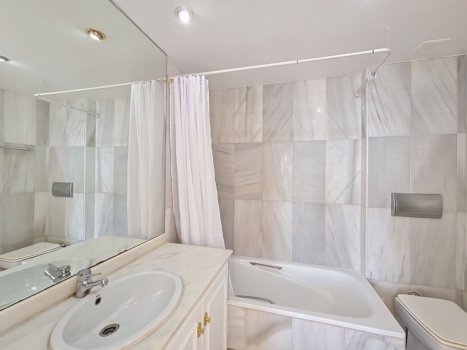 5 camera da letto Casa in vendita in Estepona con piscina garage - 895.000 € (Rif: 8636997)
