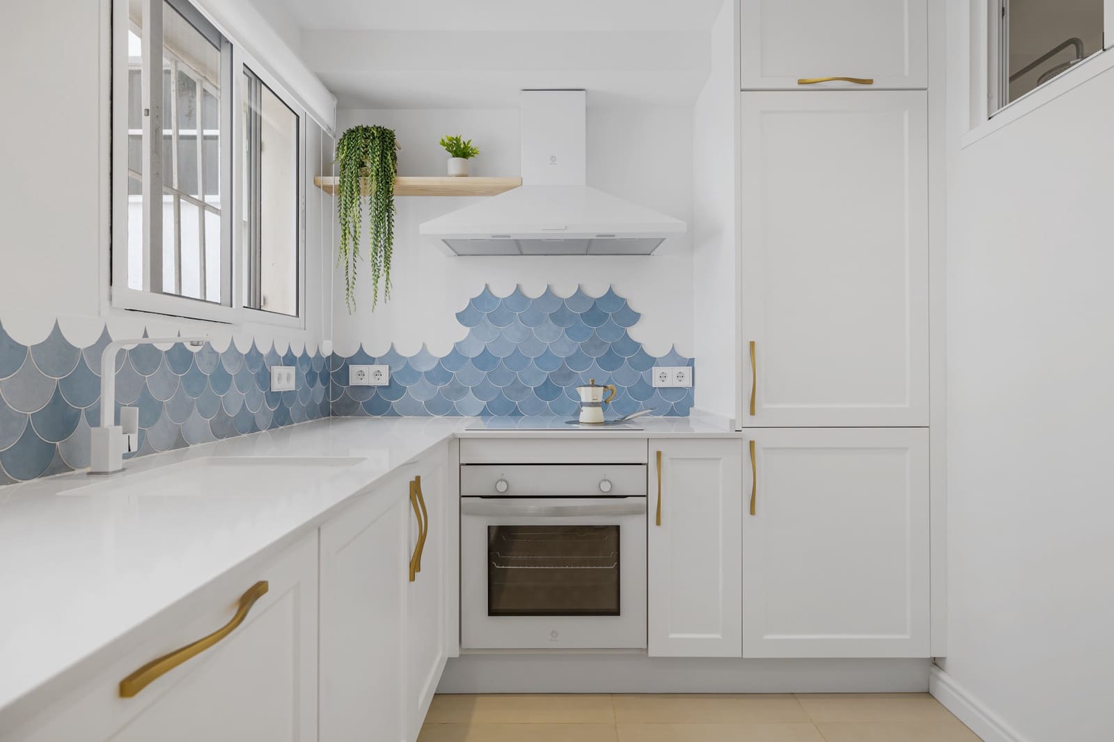 Ático de 2 habitaciones en Estepona en venta - 448.000 € (Ref: 8638438)