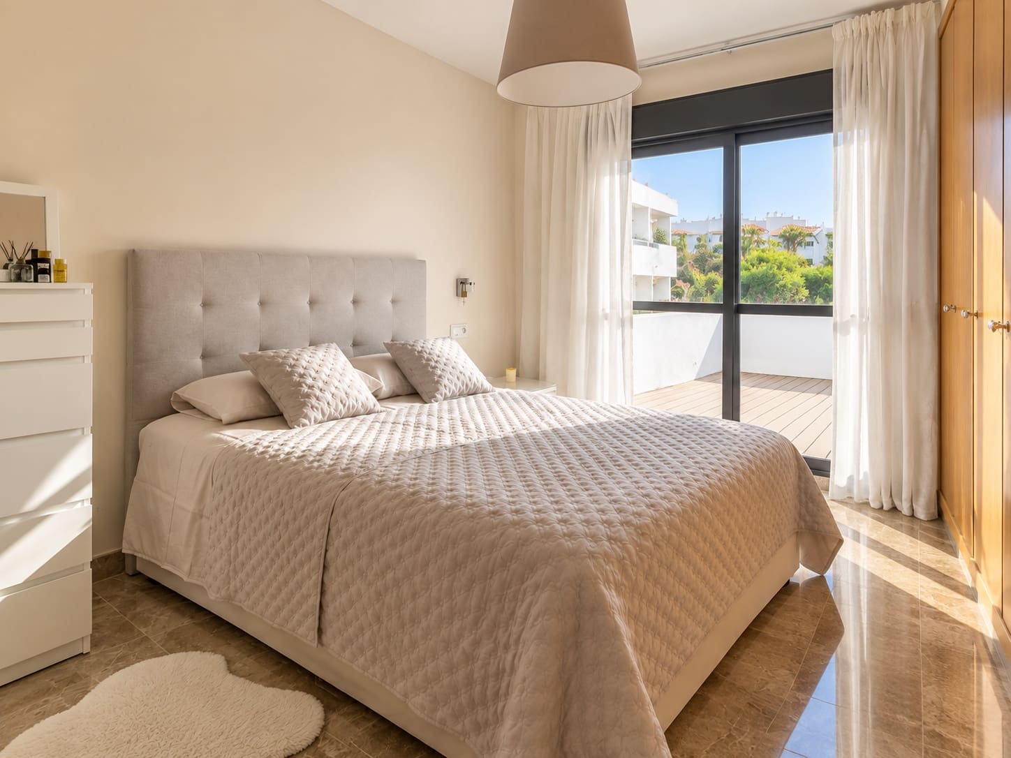 2 chambre Appartement à vendre à Estepona avec piscine garage - 387 000 € (Ref: 8652169)