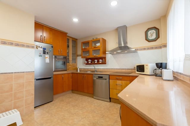 3 makuuhuone Huoneisto myytävänä paikassa Estepona - 950 000 € (Ref: 8665155)