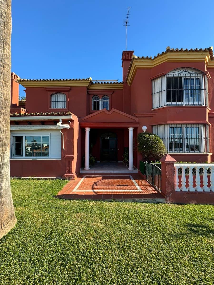 6 sypialnia Willa na sprzedaż w Estepona z basenem garażem - 3 800 000 € (Ref: 8687402)