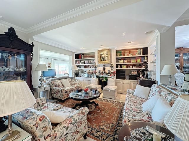 6 sypialnia Willa na sprzedaż w Seghers, Estepona z basenem garażem - 3 800 000 € (Ref: 8687402)