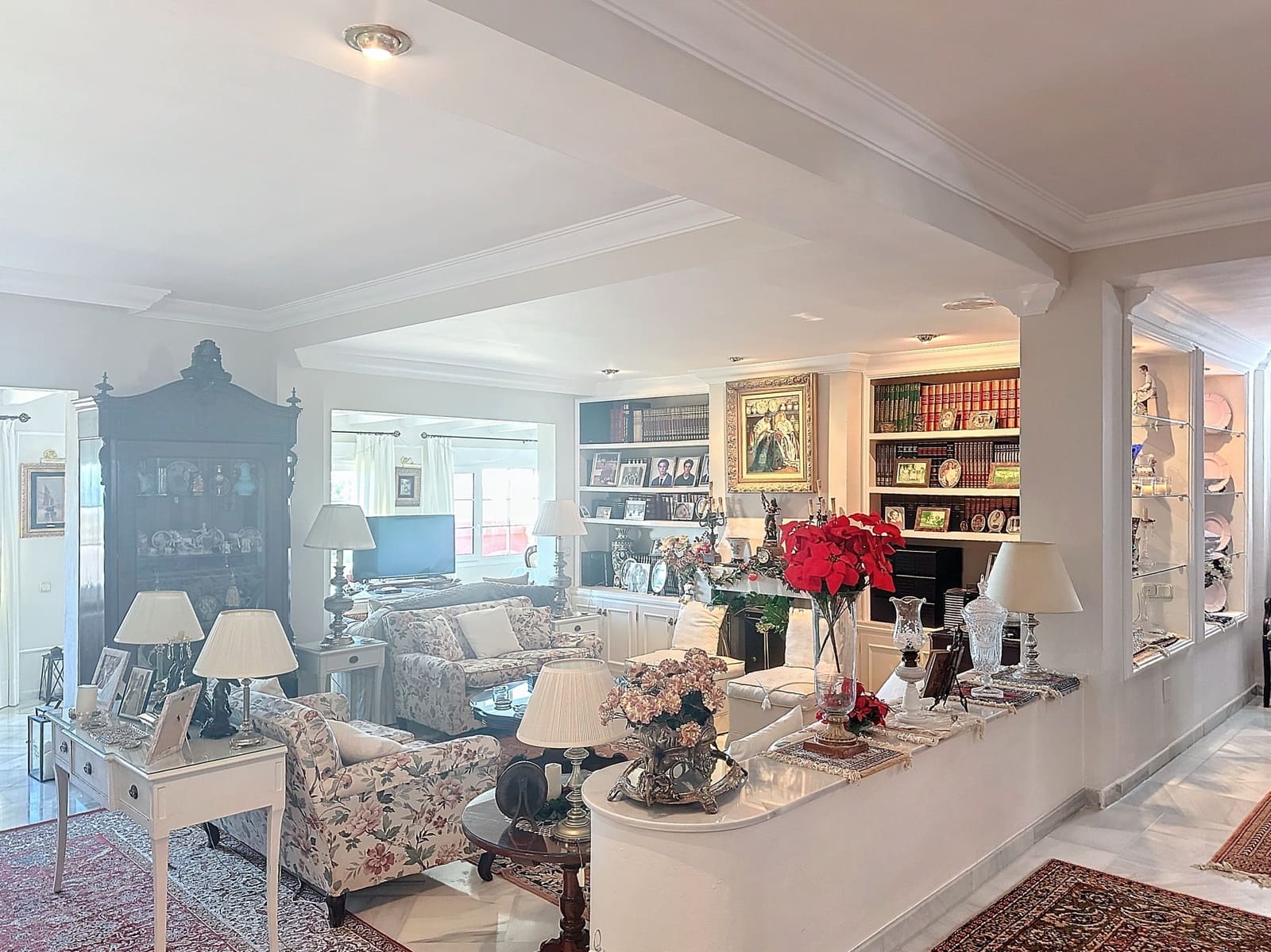 6 sypialnia Willa na sprzedaż w Estepona z basenem garażem - 3 800 000 € (Ref: 8687402)