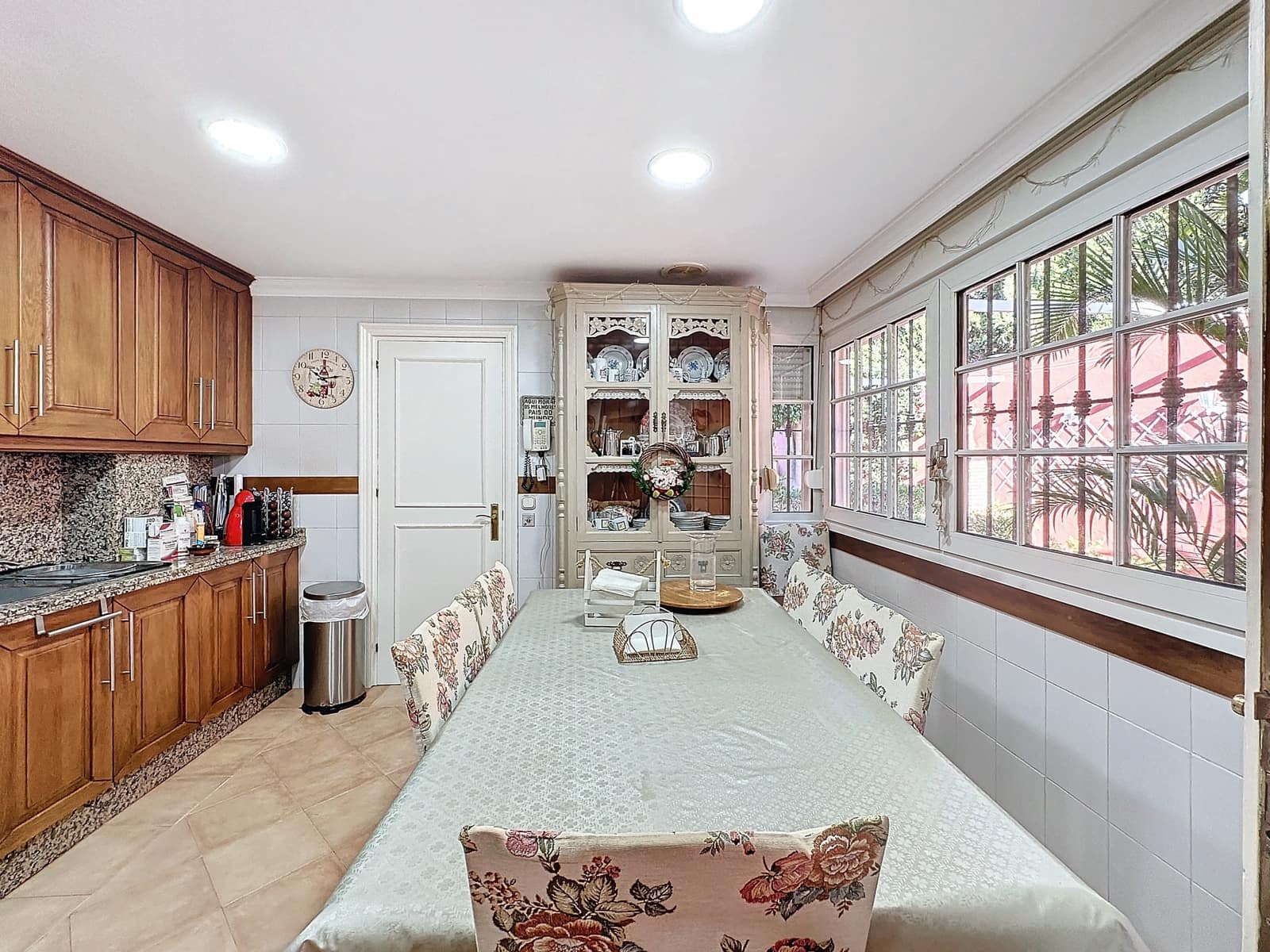 6 sypialnia Willa na sprzedaż w Estepona z basenem garażem - 3 800 000 € (Ref: 8687402)