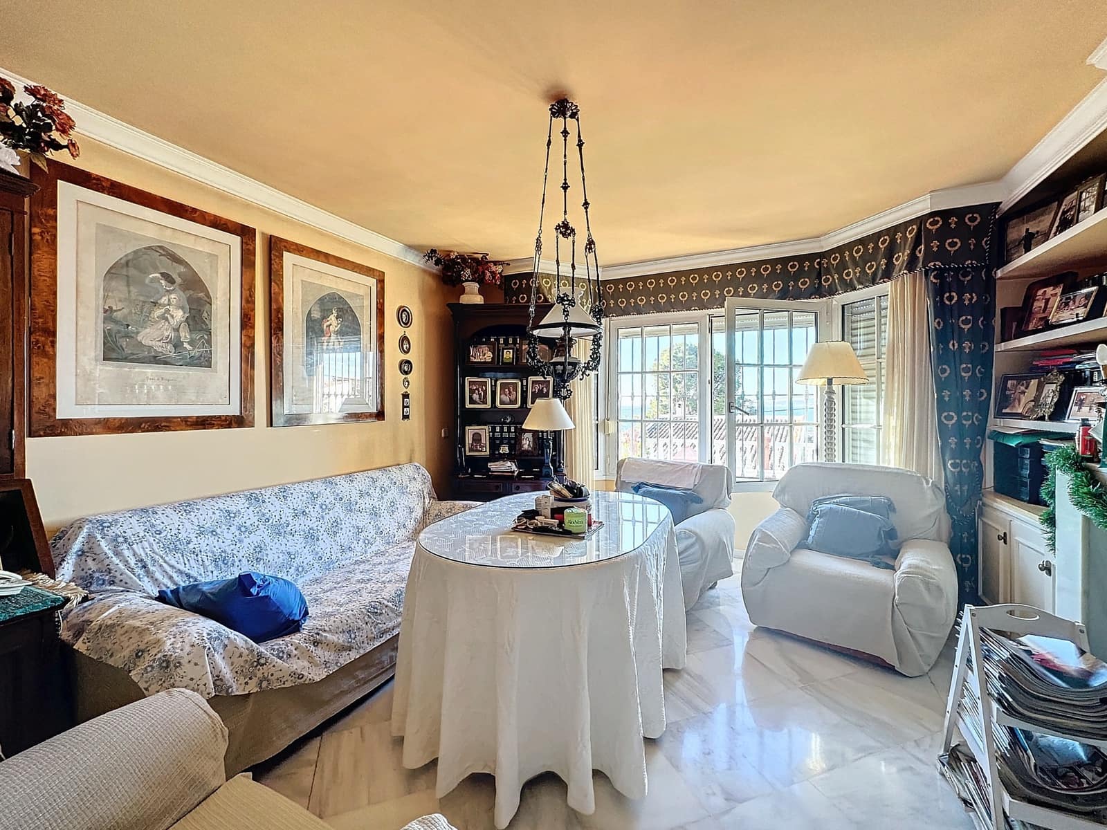 6 sypialnia Willa na sprzedaż w Estepona z basenem garażem - 3 800 000 € (Ref: 8687402)