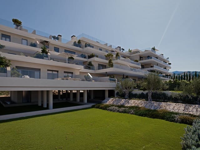 3 chambre Appartement à vendre à Estepona avec piscine garage - 650 000 € (Ref: 8708005)