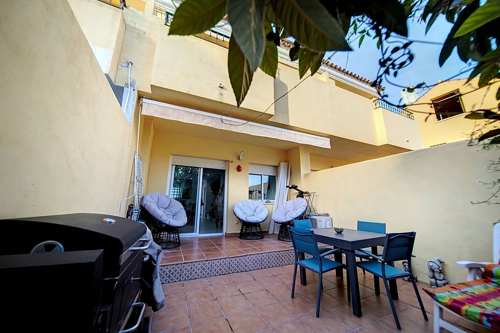 3 quarto Casa em Banda para venda em El Padron com piscina garagem - 348 000 € (Ref: 8723900)