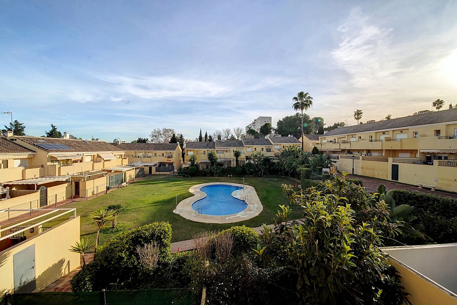 3 quarto Casa em Banda para venda em El Padron com piscina garagem - 348 000 € (Ref: 8723900)