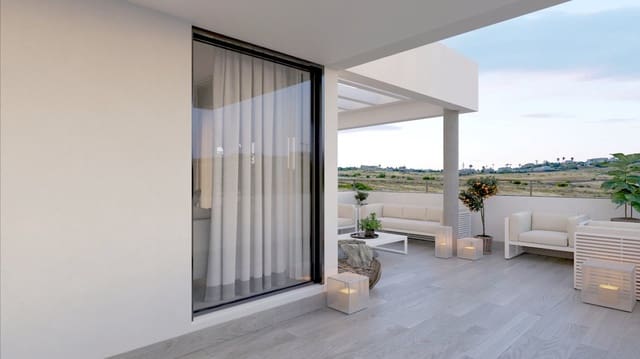 3 chambre Penthouse à vendre à Casares avec piscine garage - 520 000 € (Ref: 8727580)