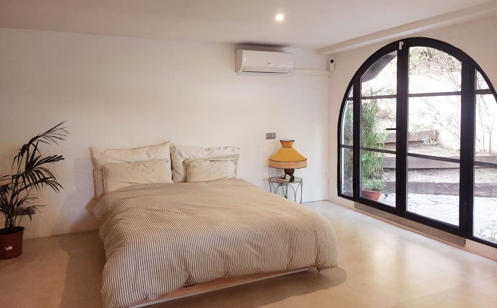 Chalet de 4 habitaciones en Atalaya-Isdabe en venta con piscina garaje - 1.495.000 € (Ref: 8735317)