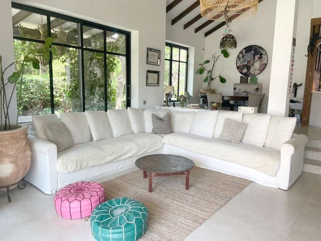 4 sovrum Villa till salu i Atalaya-Isdabe, Estepona med pool garage - 1 495 000 € (Ref: 8735317)