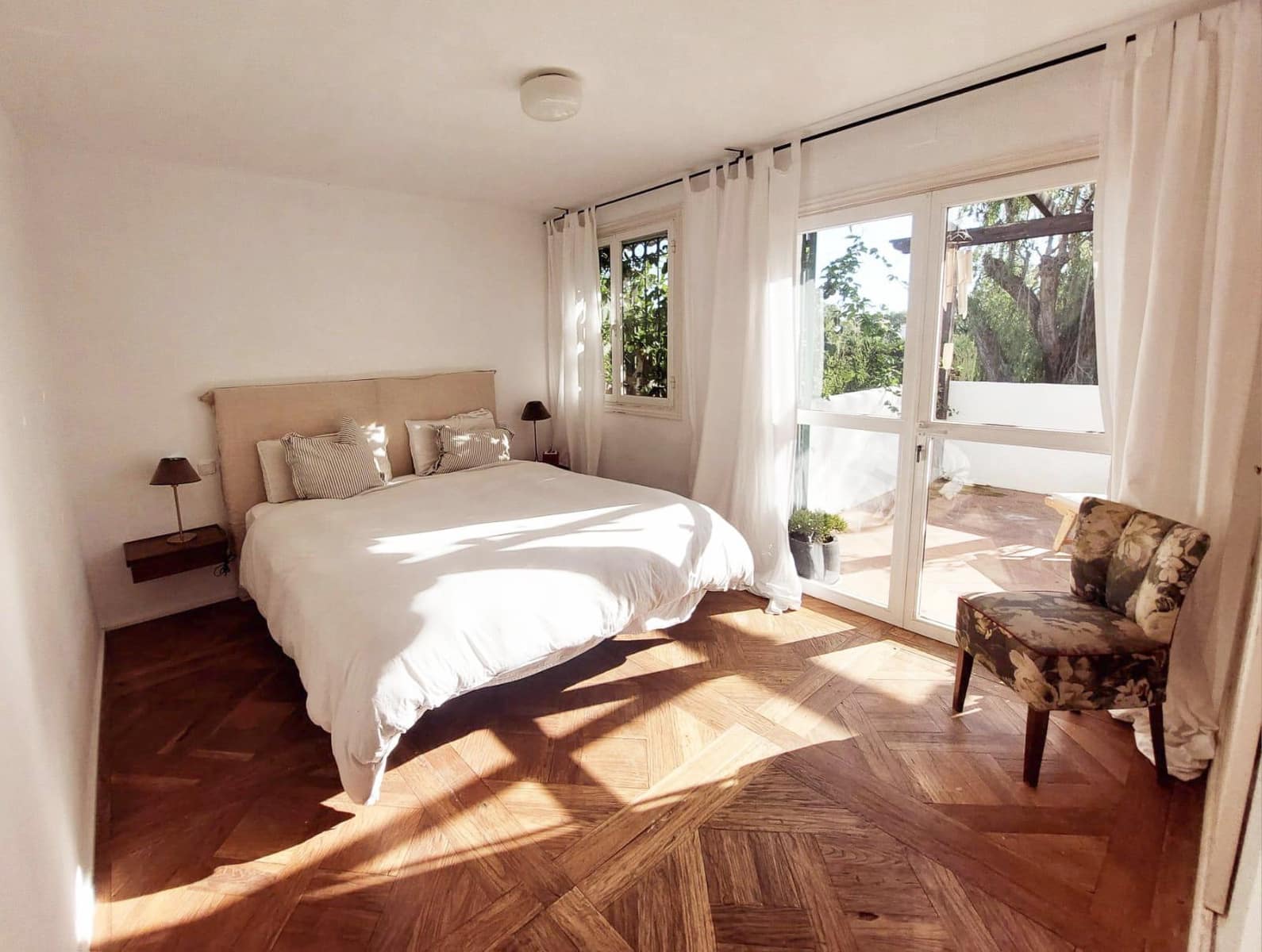 Chalet de 4 habitaciones en Atalaya-Isdabe en venta con piscina garaje - 1.495.000 € (Ref: 8735317)